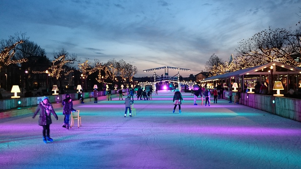 Get into the relaxing Christmas cheer in Covent Garden